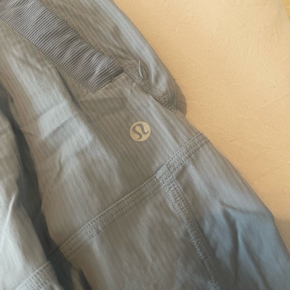 Excellent condition blue/grey studio pants size 4 - Picture 2 of 3